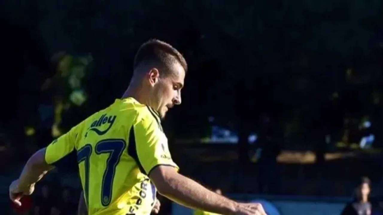 Fenerbahçe'de İsmail Kartal forma yüzü göstermiyordu: 3 milyon euroluk yıldıza Süper Lig devinden kanca! 6